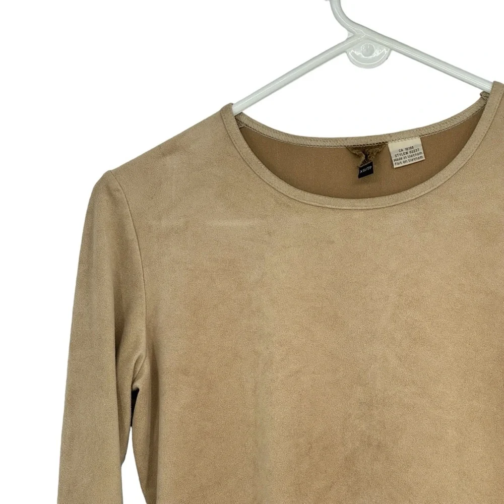 *Women’s Vintage Tsunami Size XS Tan Polyester/Spandex Ultra Suede Shirt Top